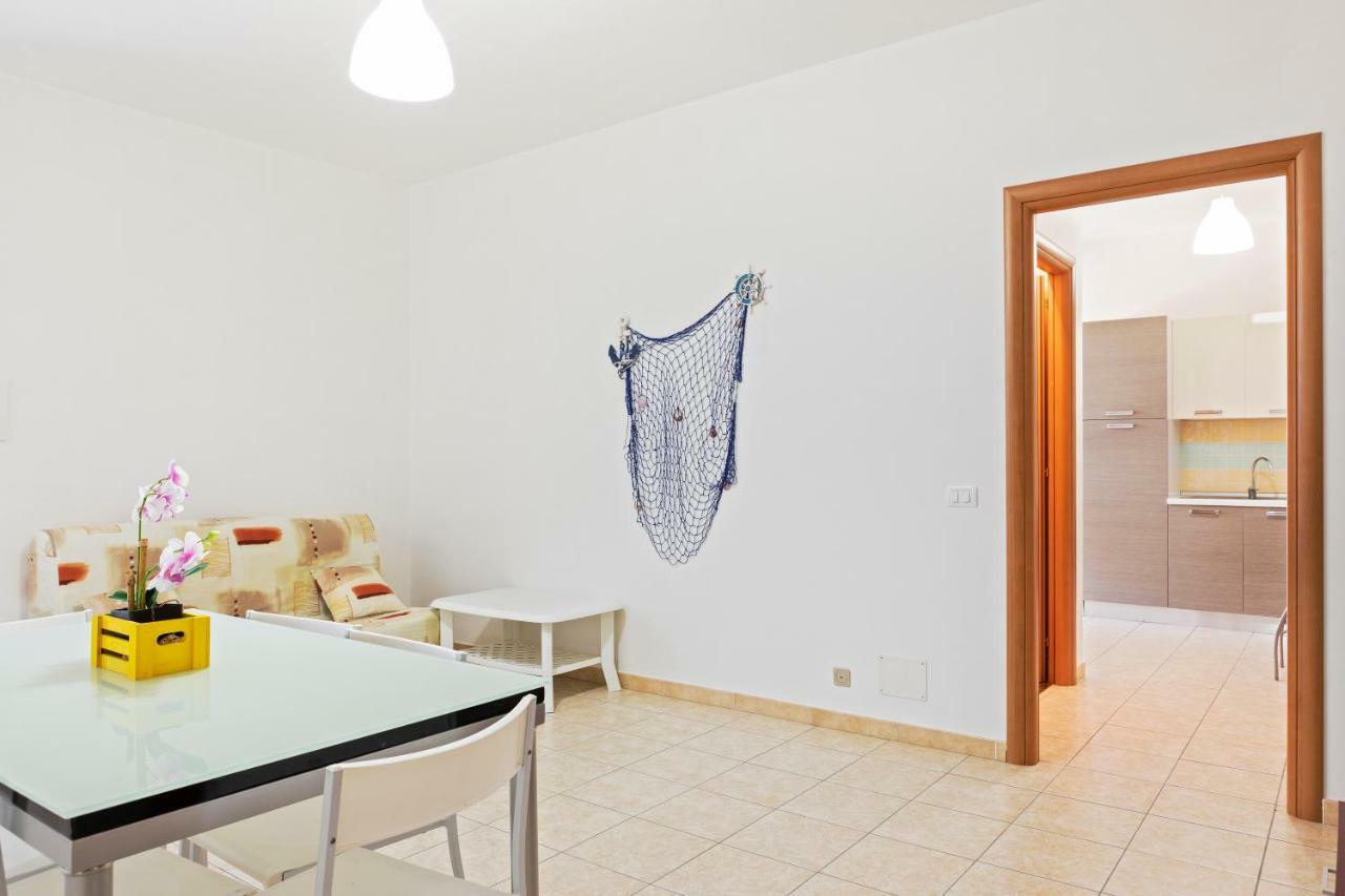 Focallo Seaside Holiday Flat Santa Maria del Focallo Esterno foto